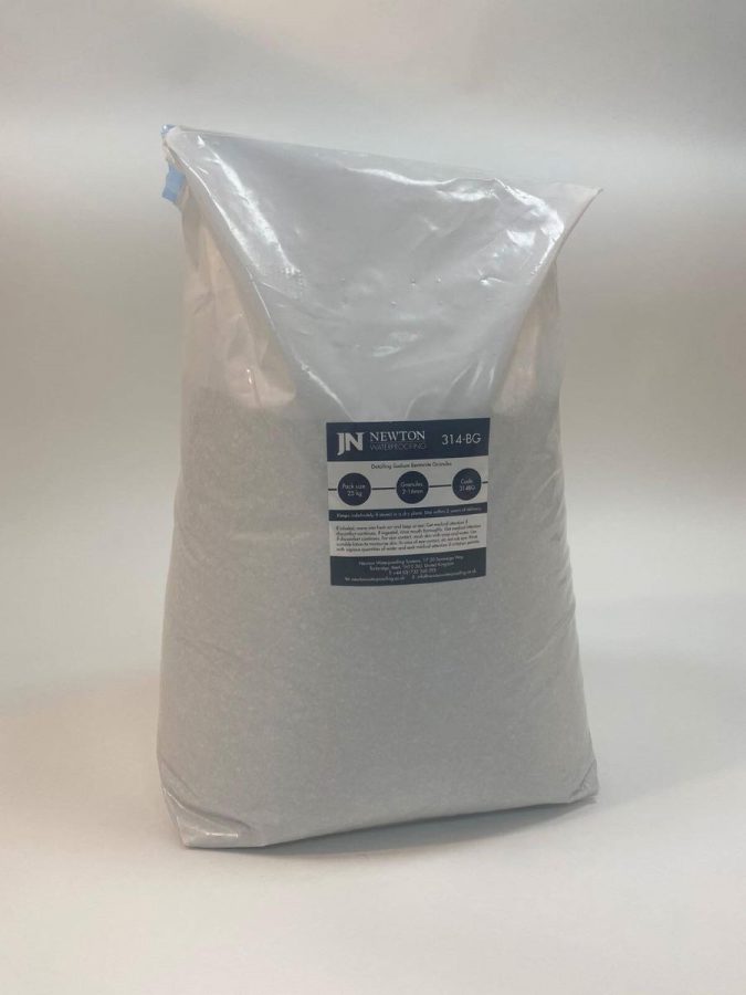 Newton HydroBond Bentonite Granules - 20kg Bag Newton HydroBond Bentonite Granules - 20kg Bag